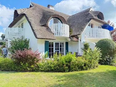Ein Garten an der Unterkunft Santa Karina - Maisonette mit Südwestbalkon