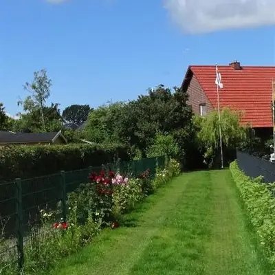 Ferienhaus Eulenhaus im urigen Garten