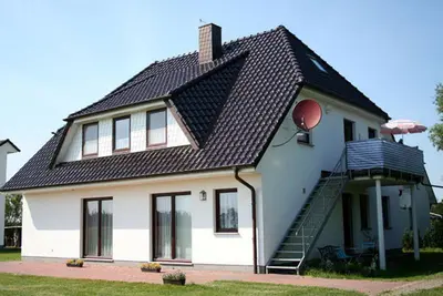 Das Gebäude in dem sich die Ferienwohnung befindet