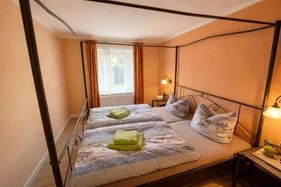 Ein Bett oder Betten in einem Zimmer der Unterkunft Ostseebad 22