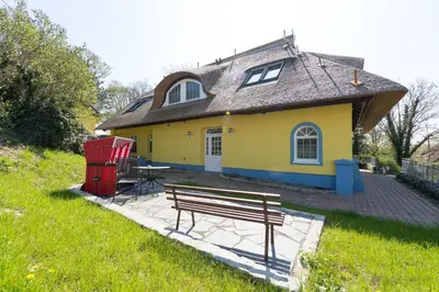 Das Gebäude in dem sich die Pension befindet