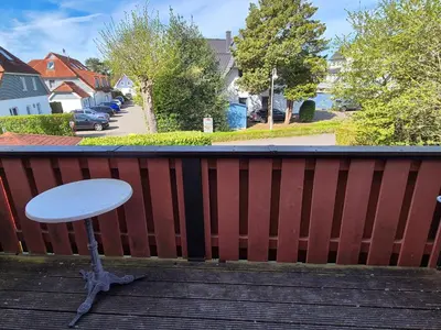 Ein Balkon oder eine Terrasse in der Unterkunft Ferienwohnung Landhaus Ostseebrise OG