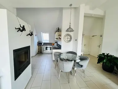 Ein Sitzbereich in der Unterkunft Wohnung Hafenblick