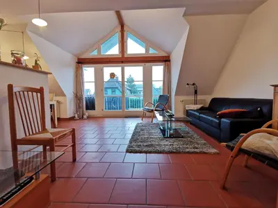 Ein Sitzbereich in der Unterkunft UNSERE PERLE MIT SAUNA UND BALKON in Zingst - Hund willkommen