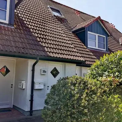 UNSERE PERLE MIT SAUNA UND BALKON in Zingst - Hund willkommen