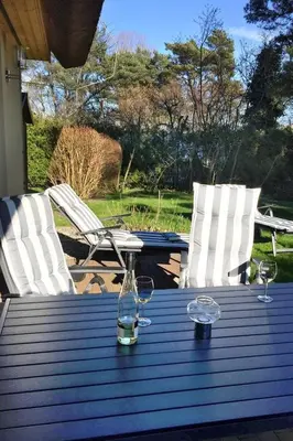 Ein Garten an der Unterkunft Morgensünn