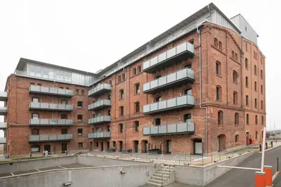 Das Gebäude in dem sich die Ferienwohnung befindet