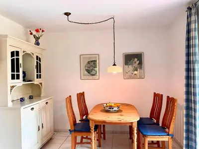 Küche/Küchenzeile in der Unterkunft Achtern Diek Haus 8 Wohnung 3