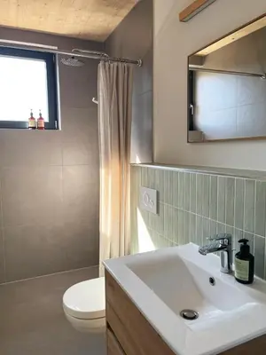 Ein Badezimmer in der Unterkunft Himmel & Holz