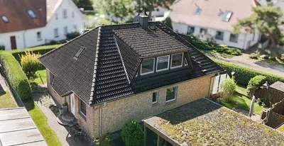 Das Gebäude in dem sich die Ferienwohnung befindet