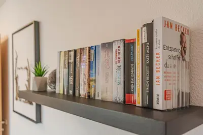 Die Bibliothek in der Ferienwohnung