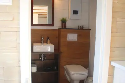 Ein Badezimmer in der Unterkunft Ostsee Tiny Haus Spatz