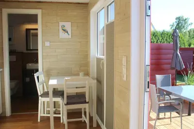 Ein Patio oder anderer Außenbereich in der Unterkunft Ostsee Tiny Haus Spatz