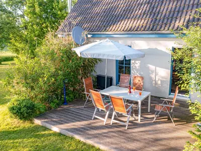 Ein Garten an der Unterkunft Ferienhaus Tüdelnest