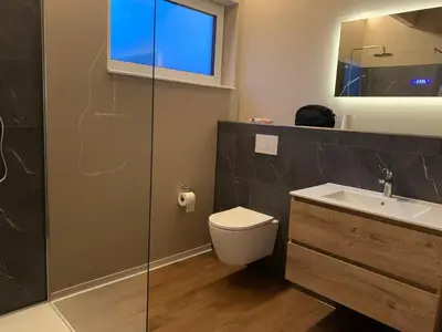 Ein Badezimmer in der Unterkunft Panorama-Haus Boddenperle