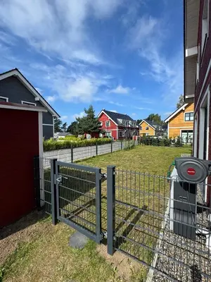 Das Gebäude in dem sich das Ferienhaus befindet