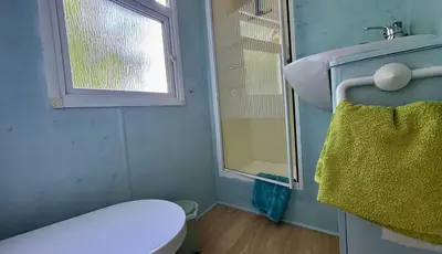 Ein Badezimmer in der Unterkunft tiny house an der Pferdekoppel