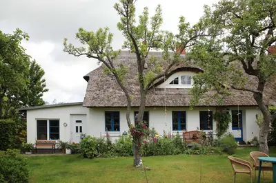 Ein Garten an der Unterkunft Ferienwohnung im historischen Bauernhaus