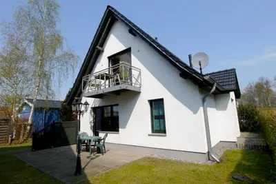 Das Gebäude in dem sich die Ferienwohnung befindet
