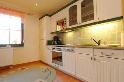 Küche/Küchenzeile in der Unterkunft Seestraße 75 Wohnung Erdgeschoß
