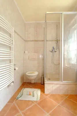 Ein Badezimmer in der Unterkunft Seestraße 75 Wohnung Erdgeschoß