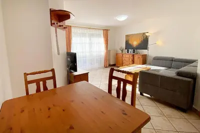 TV/Unterhaltungsangebot in der Unterkunft Haus Kleist Wohnung 2 (links)