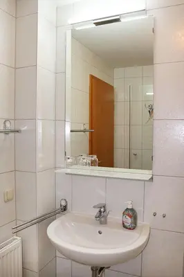 Ein Badezimmer in der Unterkunft Haus Kleist Wohnung 2 (links)