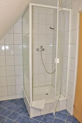 Ein Badezimmer in der Unterkunft Haus Kleist - Zimmer-3