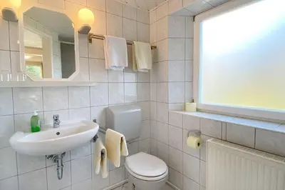 Ein Badezimmer in der Unterkunft Haus Kleist Wohnung 3