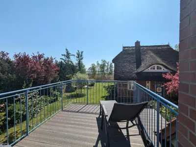 Ein Balkon oder eine Terrasse in der Unterkunft Boddenblick