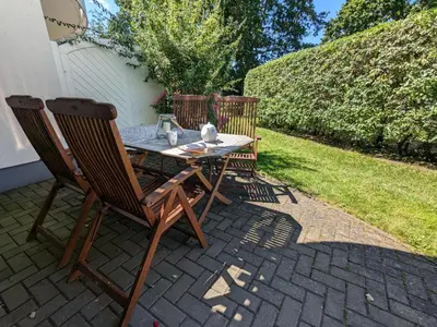Ein Garten an der Unterkunft Störtebeker