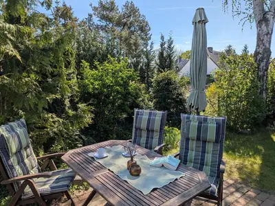 Ein Garten an der Unterkunft Chausseestraße - Boje