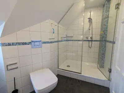 Ein Badezimmer in der Unterkunft Chausseestraße - Spiere