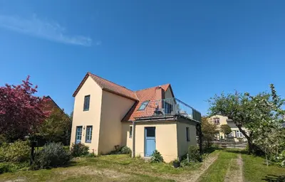 Das Gebäude in dem sich die Ferienwohnung befindet
