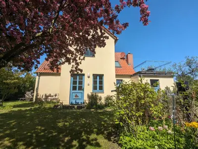 Ein Garten an der Unterkunft Knutt