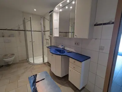 Ein Badezimmer in der Unterkunft Haus Annette