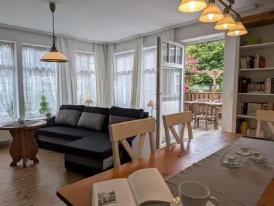 Ein Sitzbereich in der Unterkunft Haus Annette