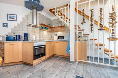Küche/Küchenzeile in der Unterkunft Haus Seeschwalbe Wohnung 5