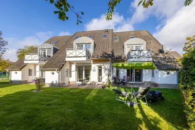 Ein Garten an der Unterkunft FeWo Bianca