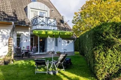 Ein Garten an der Unterkunft FeWo Bianca