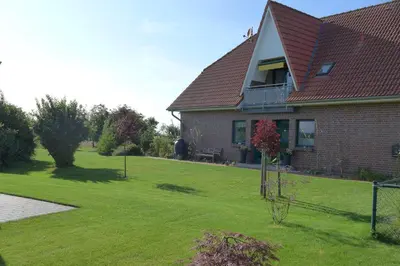 Ein Garten an der Unterkunft Ferienhaus Mantuja Ferienwohnung II
