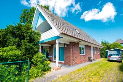 Das Gebäude in dem sich die Ferienwohnung befindet