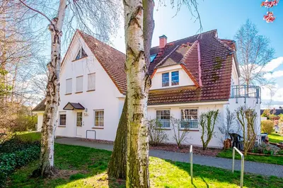 Das Gebäude in dem sich die Ferienwohnung befindet