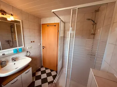 Ein Badezimmer in der Unterkunft Karina II