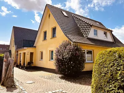 Das Gebäude in dem sich die Ferienwohnung befindet