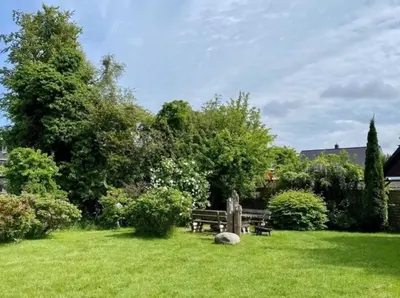 Ein Garten an der Unterkunft Haus Sonnenwinkel, FeWo 2