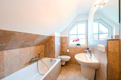 Ein Badezimmer in der Unterkunft Schifferhaus Whg Backbord, Nr 4