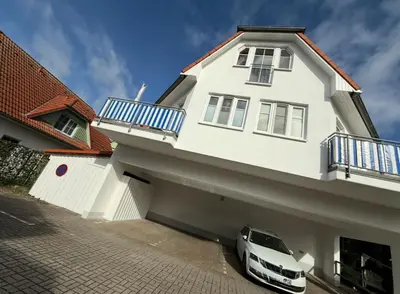 Das Gebäude in dem sich die Ferienwohnung befindet