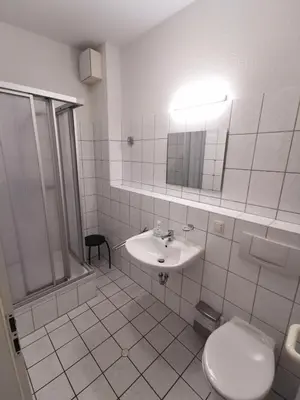 Ein Badezimmer in der Unterkunft UNSERE FAMILIENPERLE MIT ZWEI TERRASSEN im Bernsteinhaus Zingst - 2 -