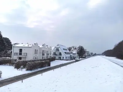 UNSERE PERLE MIT WANNE UND BALKON im Bernsteinhaus Zingst - 3 - im Winter